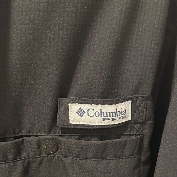 Columbia Omni-Shade Men's Black Casual Button Down Shirt Furman size medium - Picture 2 of 7